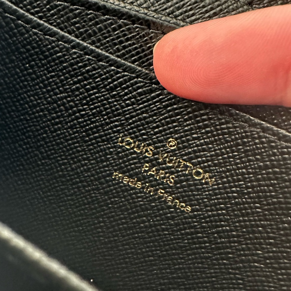 Ath LV Monogram Giant Logo Zippy Wallet - Picture 4 of 8
